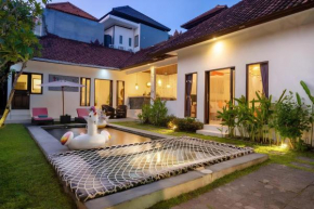 Taman pangeran villa in Seminyak, 2BR large pool, Prime Location !